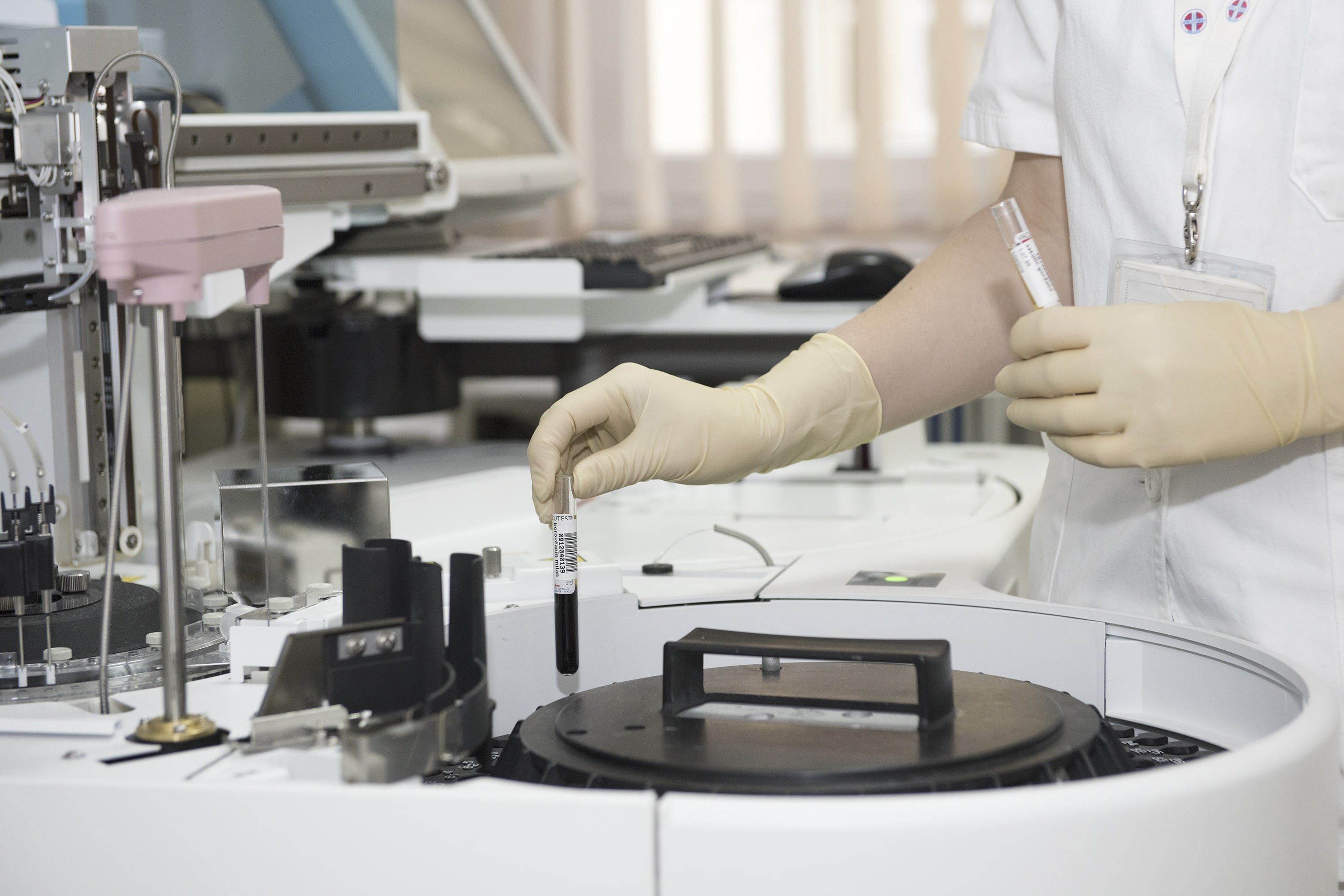L&rsquo;ORIGINE &Eacute;CONOMIQUE DES DISPOSITIFS M&Eacute;DICAUX : UN CRIT&Egrave;RE CL&Eacute; DANS LES MARCH&Eacute;S PUBLICS EUROP&Eacute;ENS ET LE CONTR&Ocirc;LE DES IDE
